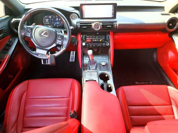 2024 LEXUS IS 500