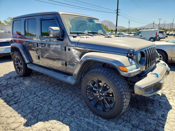 2021 JEEP WRANGLER UNLIMITED Unlimited Sahara 4XE — Passenger 3/4