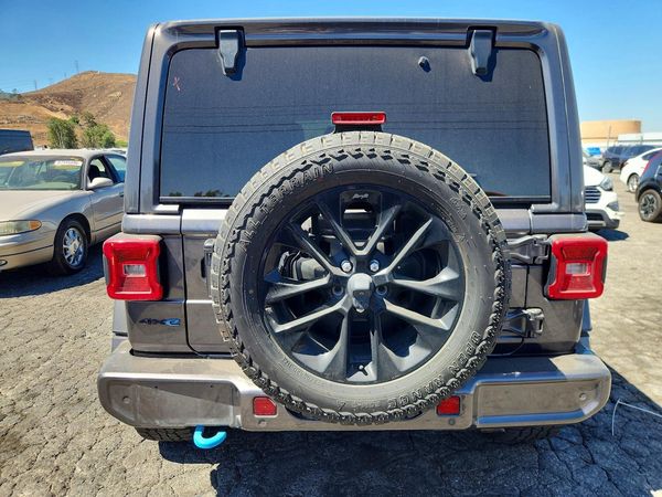 2021 JEEP WRANGLER UNLIMITED Unlimited Sahara 4XE — DIRR