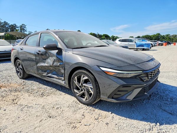 2025 HYUNDAI ELANTRA Blue, SEL Sport — Passenger 3/4
