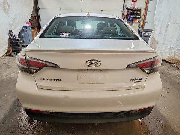 2016 HYUNDAI SONATA GLS (Middle) — DIRR