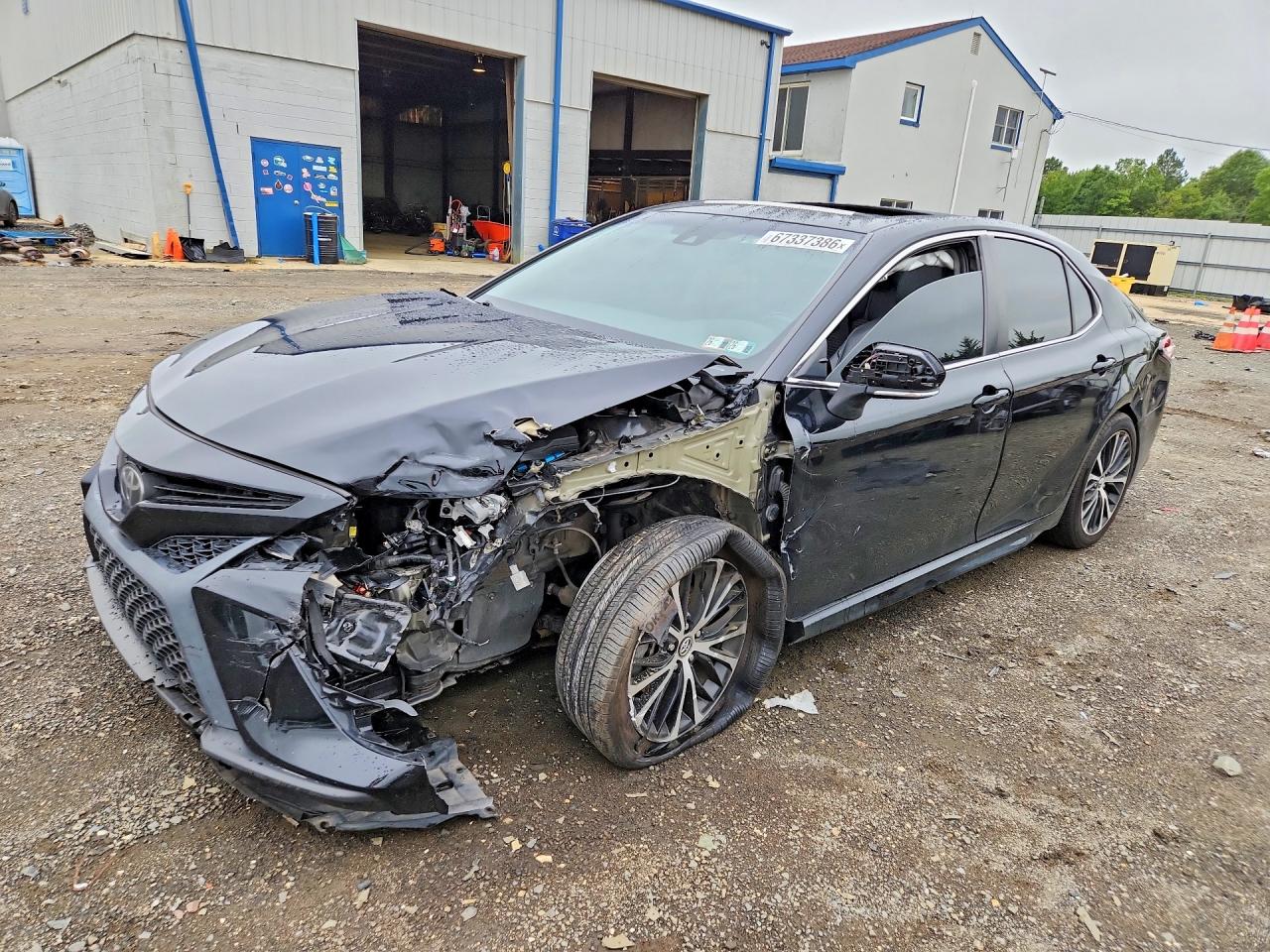 2019 TOYOTA CAMRY