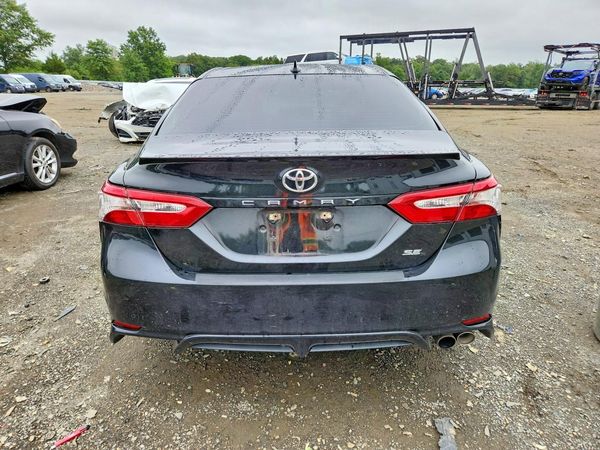 2019 TOYOTA CAMRY