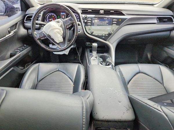 2019 TOYOTA CAMRY