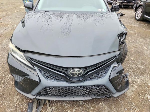 2019 TOYOTA CAMRY