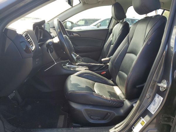 2016 MAZDA 3 SE