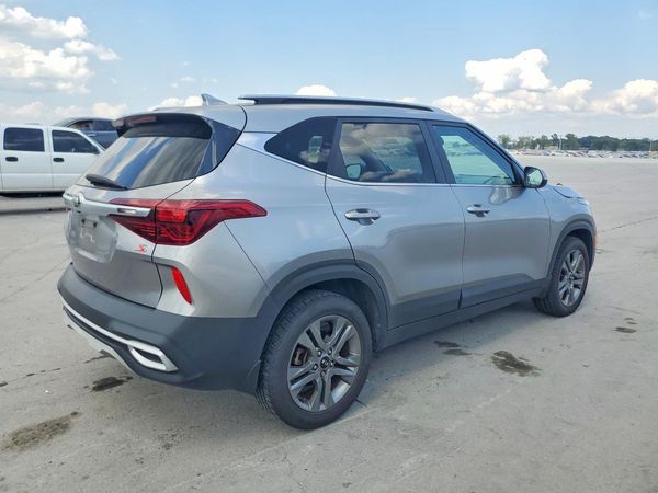 2021 KIA SELTOS S