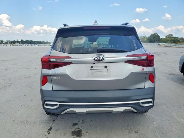 2021 KIA SELTOS S