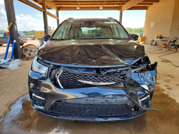 2022 CHRYSLER PACIFICA Touring L — DIRF