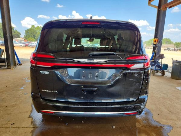 2022 CHRYSLER PACIFICA Touring L — DIRR