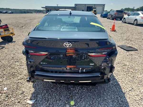 2026 TOYOTA CAMRY