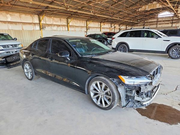 2021 VOLVO S60