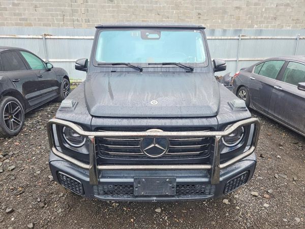 2025 MERCEDES-BENZ G550