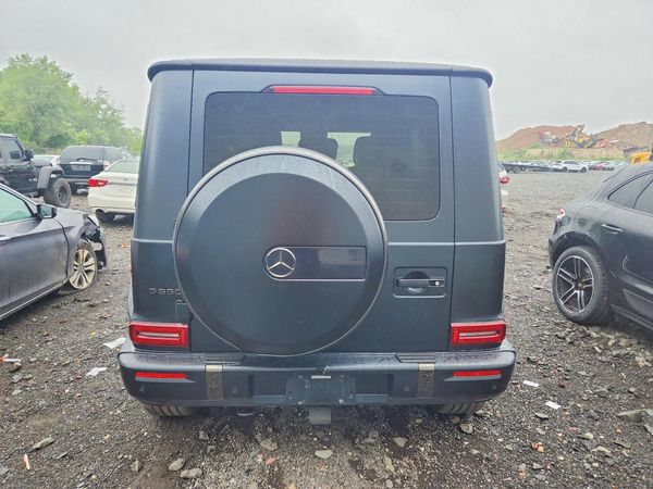 2025 MERCEDES-BENZ G550