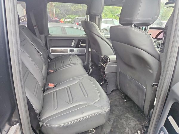 2025 MERCEDES-BENZ G550