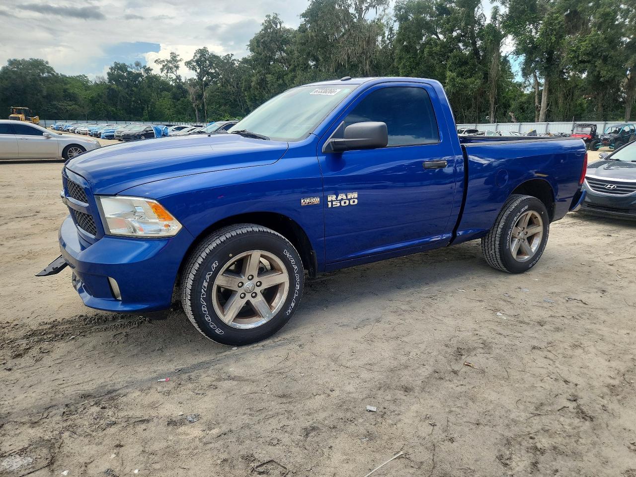 2016 RAM 1500 ST