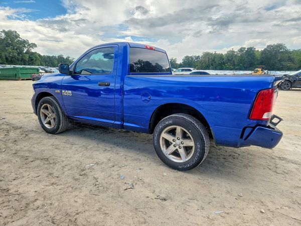 2016 RAM 1500 ST