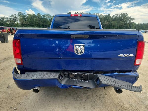 2016 RAM 1500 ST