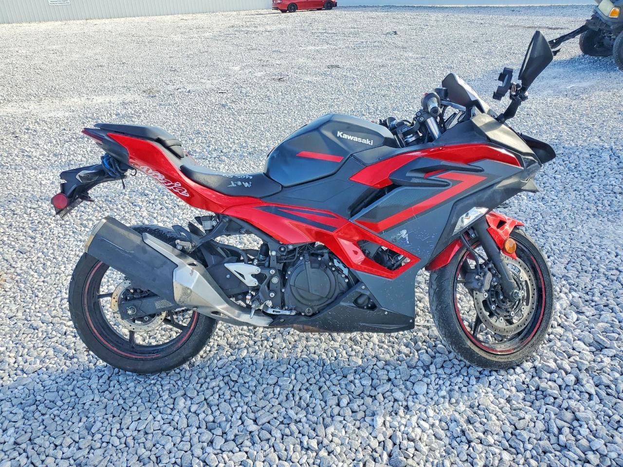2025 KAWASAKI EX500