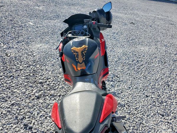 2025 KAWASAKI EX500