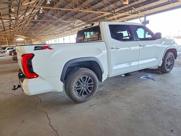 2025 TOYOTA TUNDRA