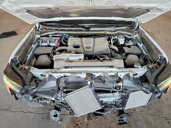 2025 TOYOTA TUNDRA