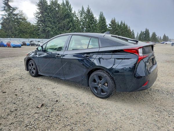 2022 TOYOTA PRIUS