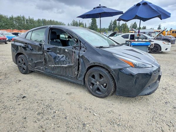 2022 TOYOTA PRIUS