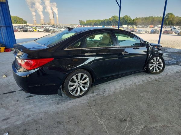 2012 HYUNDAI SONATA Middle level