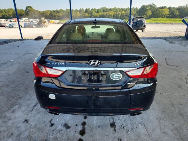 2012 HYUNDAI SONATA Middle level