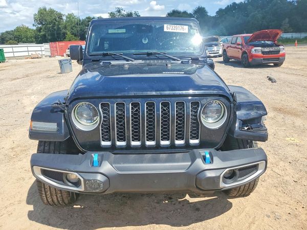 2023 JEEP WRANGLER