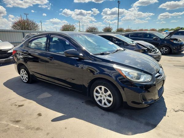 2012 HYUNDAI ACCENT GL (Middle-low grade)