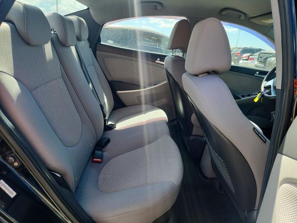 2012 HYUNDAI ACCENT GL (Middle-low grade)