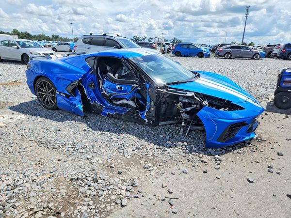 2024 CHEVROLET CORVETTE Preferred  2LT — Passenger 3/4