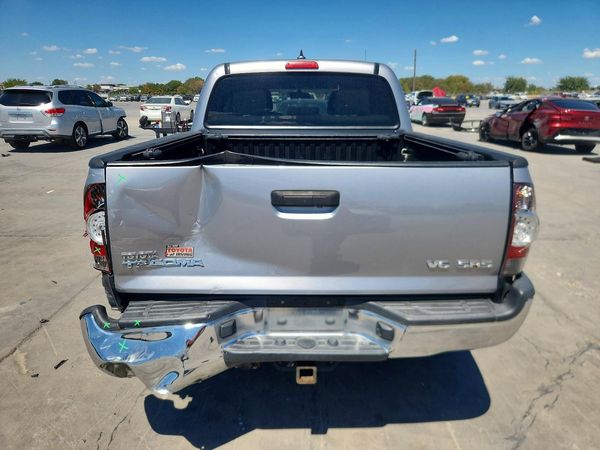 2015 TOYOTA TACOMA