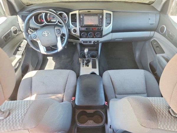 2015 TOYOTA TACOMA