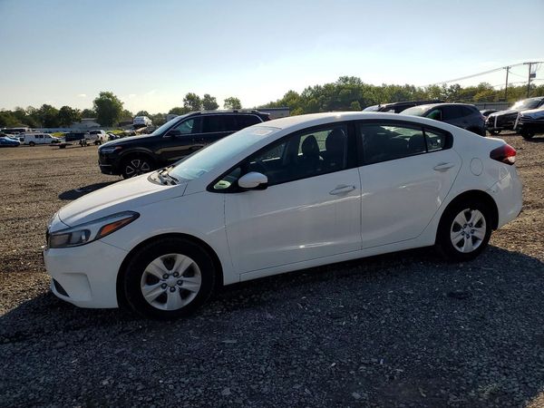 2018 KIA FORTE LX Base
