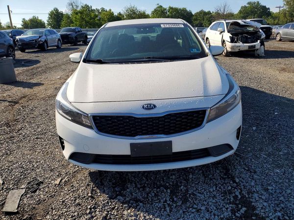 2018 KIA FORTE LX Base