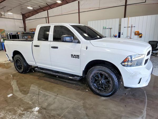 2018 RAM 1500 ST