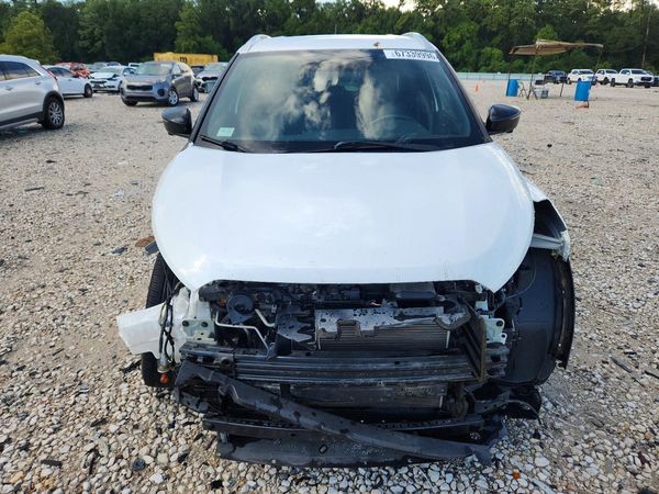 2019 NISSAN KICKS