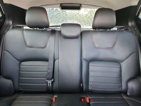 2019 NISSAN KICKS