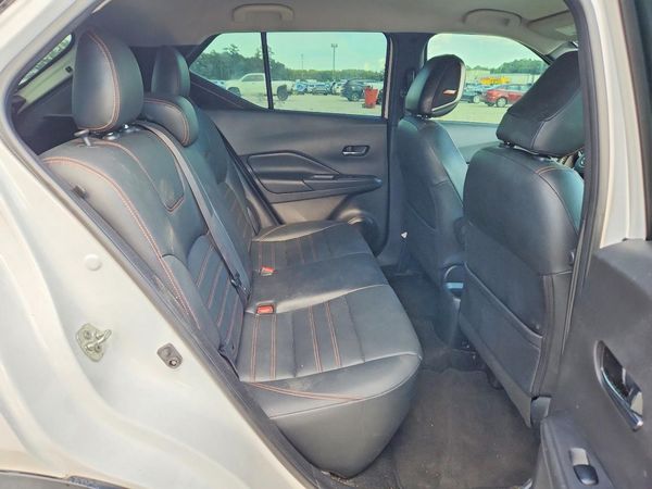 2019 NISSAN KICKS