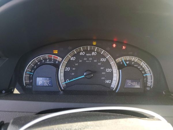 2012 TOYOTA CAMRY