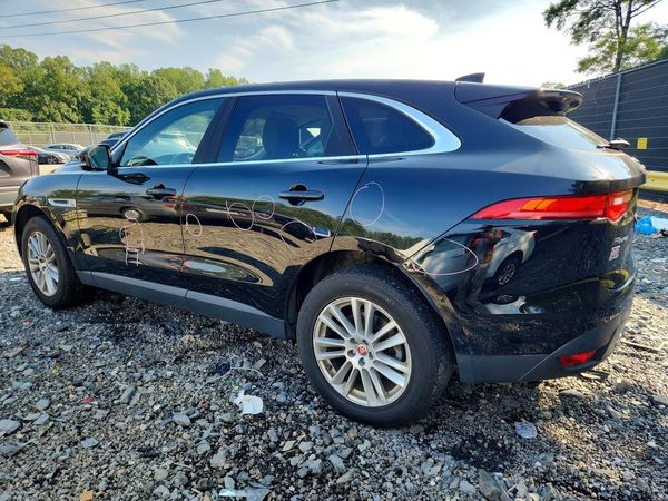 2017 JAGUAR F-PACE