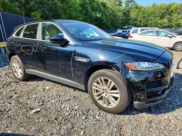 2017 JAGUAR F-PACE