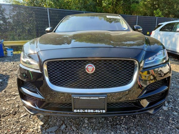 2017 JAGUAR F-PACE