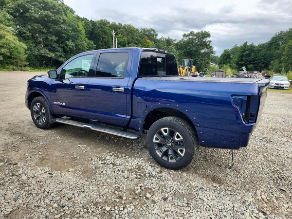 2023 NISSAN TITAN