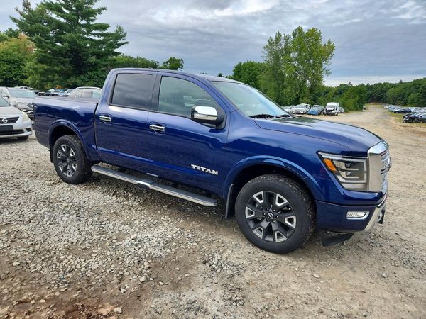 2023 NISSAN TITAN