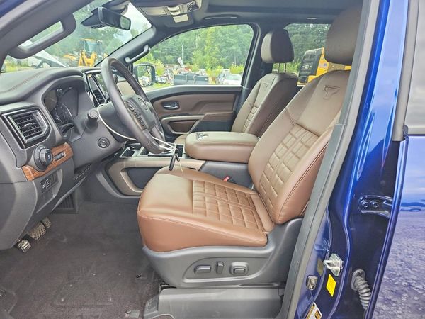 2023 NISSAN TITAN