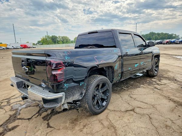 2017 CHEVROLET SILVERADO LT — PSRA